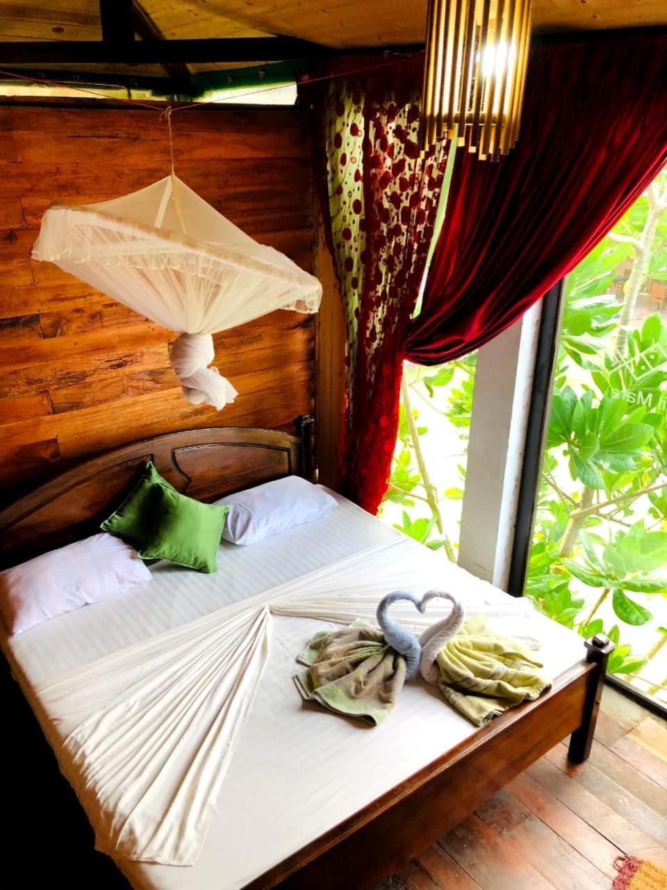 Lucky Sea Beach Hotel Tangalle Εξωτερικό φωτογραφία