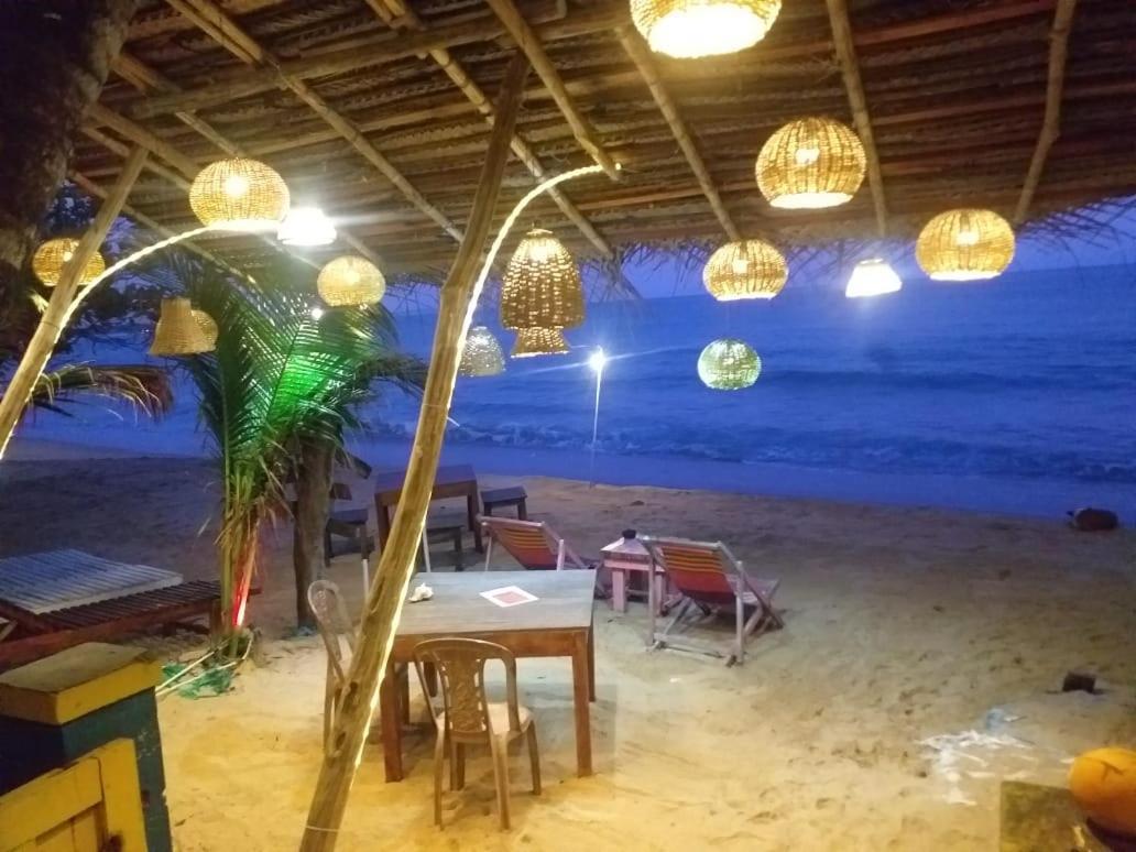 Lucky Sea Beach Hotel Tangalle Εξωτερικό φωτογραφία